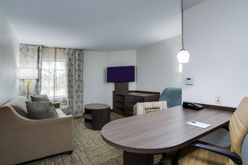 Candlewood Suites Fort Lauderdale Airport-Cruise image 11