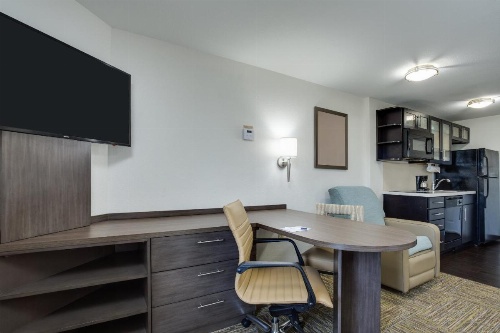 Candlewood Suites Fort Lauderdale Airport-Cruise image 23