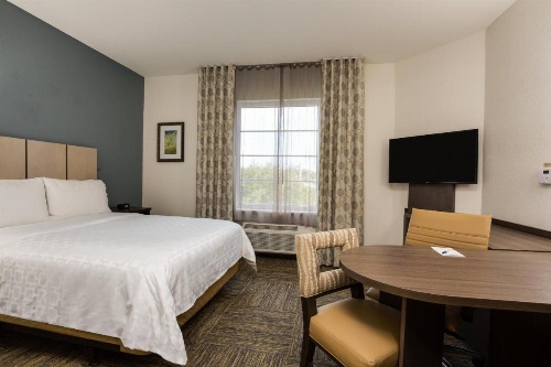 Candlewood Suites Fort Lauderdale Airport-Cruise image 5