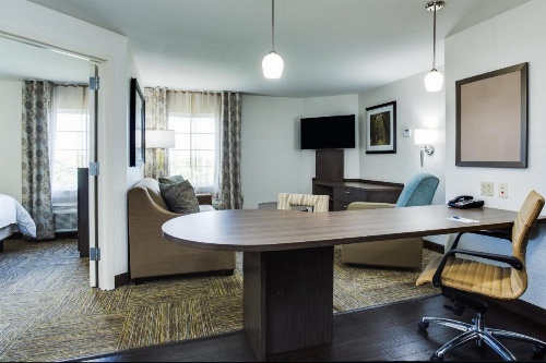 Candlewood Suites Fort Lauderdale Airport-Cruise image 7
